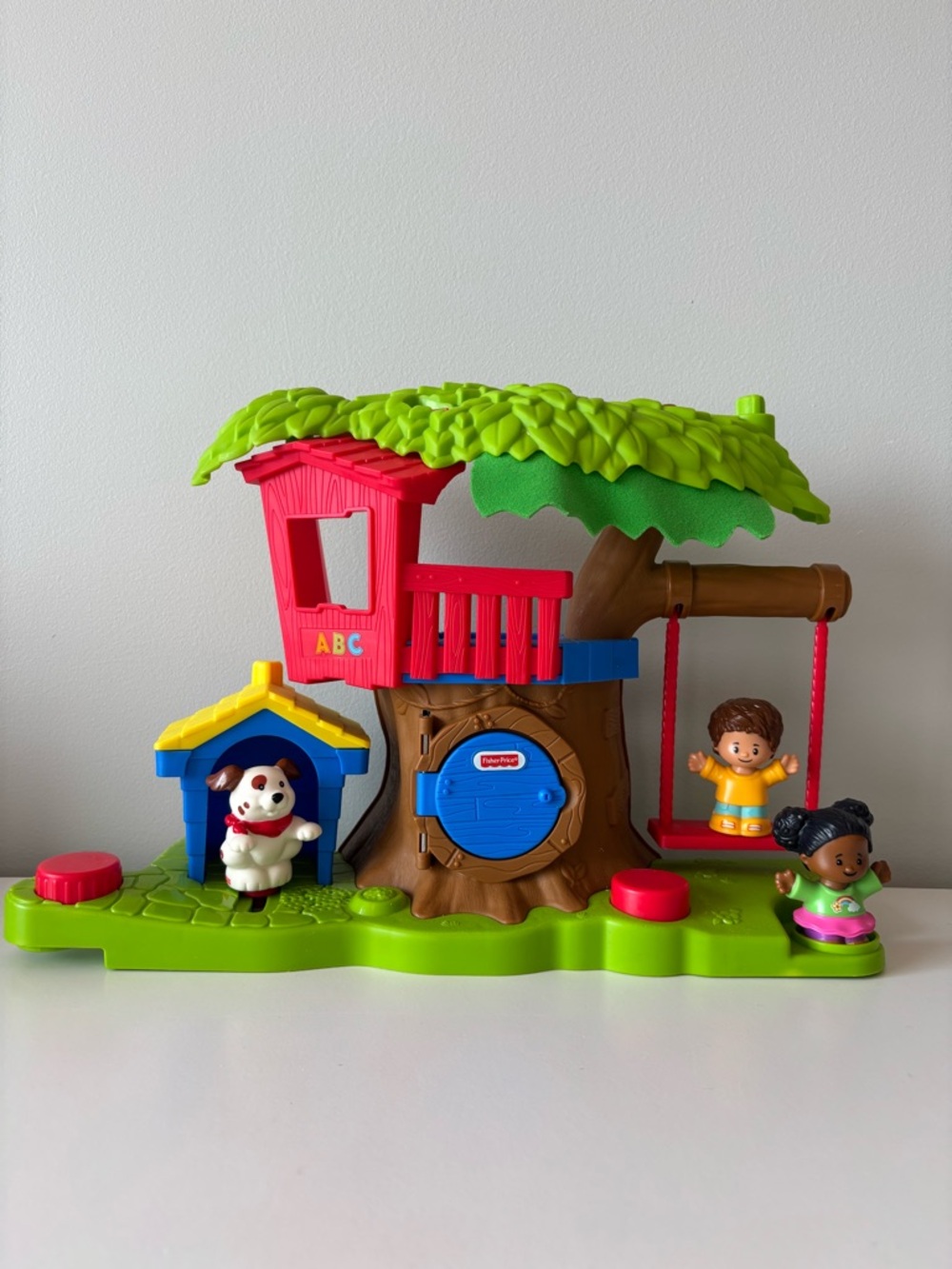 Little People Fisher-Price Treehouse Playset with Friends